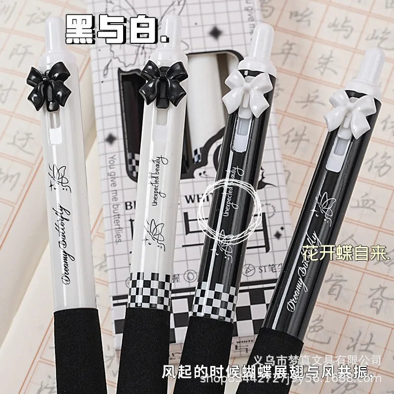 🖤 4pc Black & White Checked Bottom Pens 🤍
