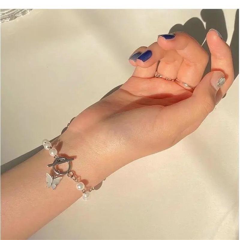 ๐ฆ Sweet Pearl Butterfly Charm Bracelet - Gold or Silver ๐ฆ