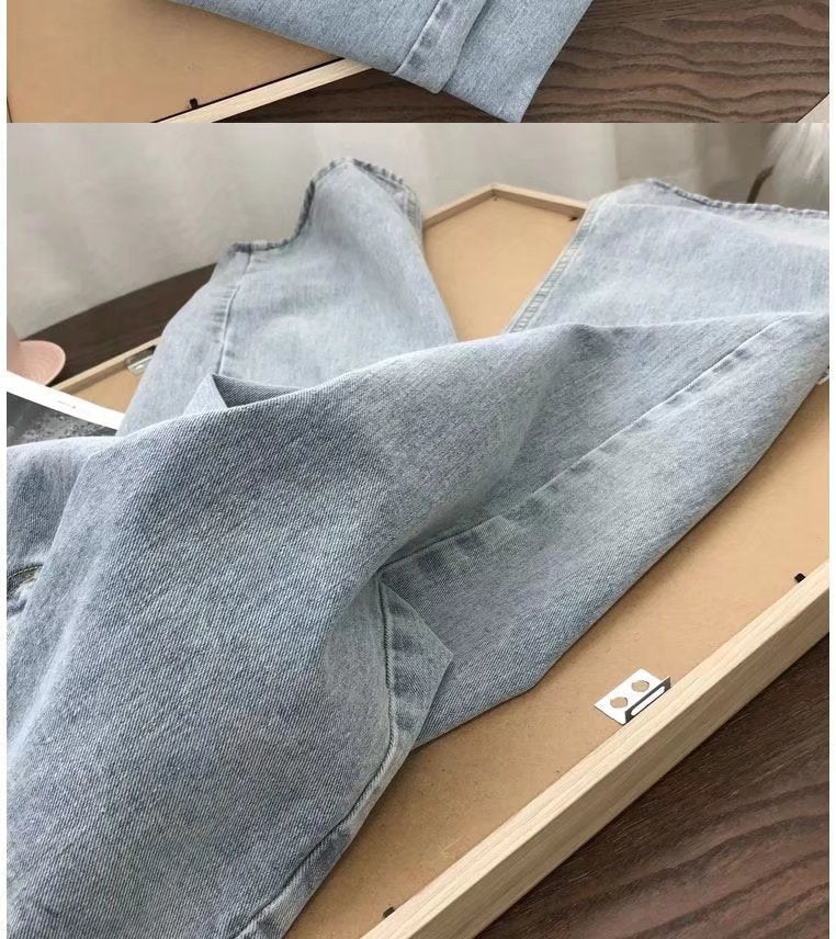 Straight Jeans