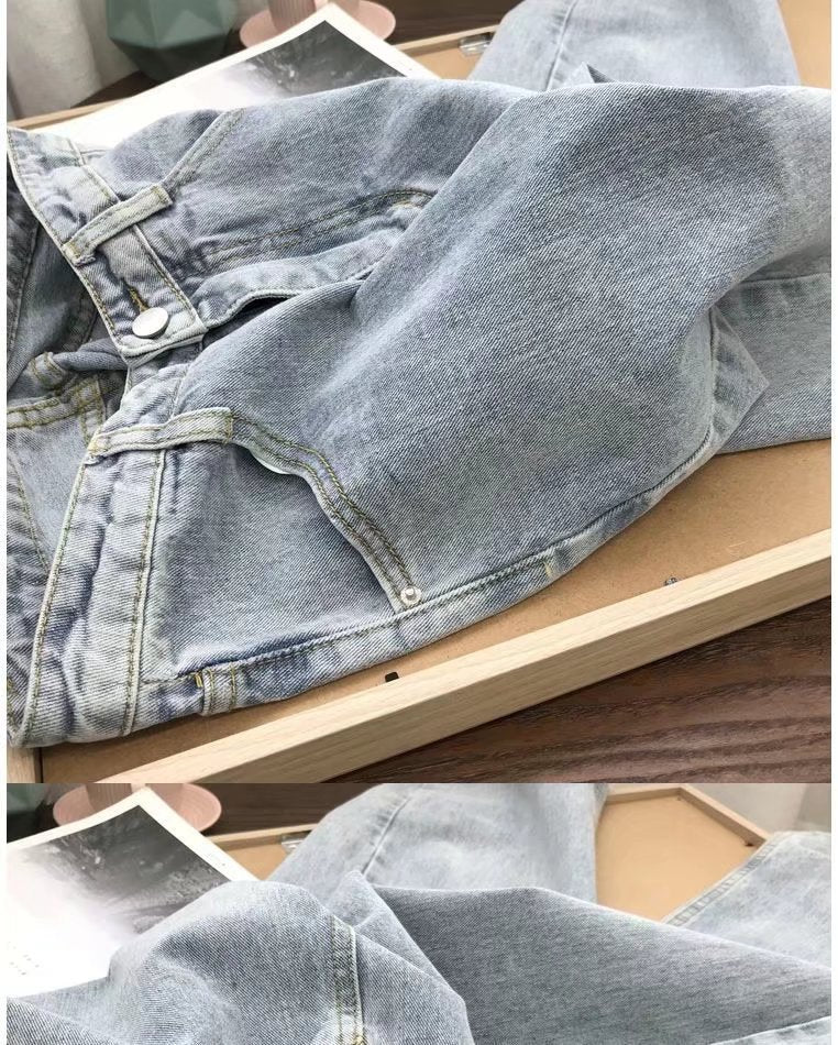 Straight Jeans