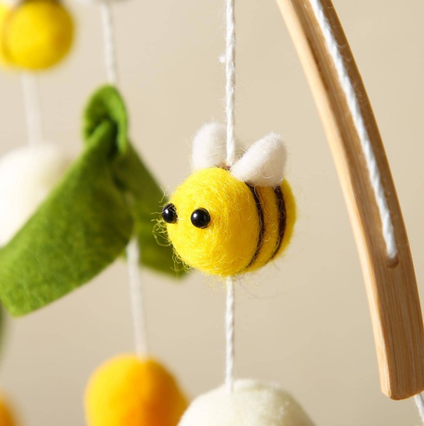 ๐ผ๐ Baby Bee & Flower Wooden Arc Woven Crib Mobile ๐๐ผ