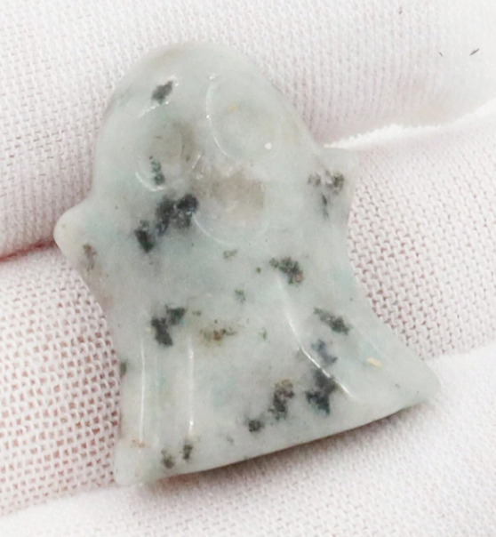 π» Mini Ghost Crystal Carvings π»