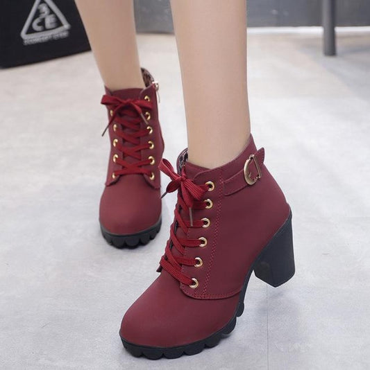 ✨ Ladies Heeled Boots ✨