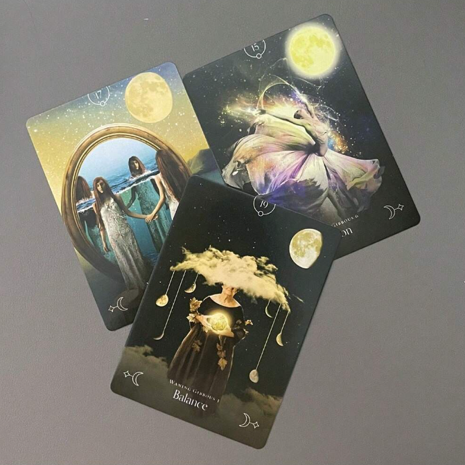 🌙 Queen Of The Moon Oracle Cards 🌙