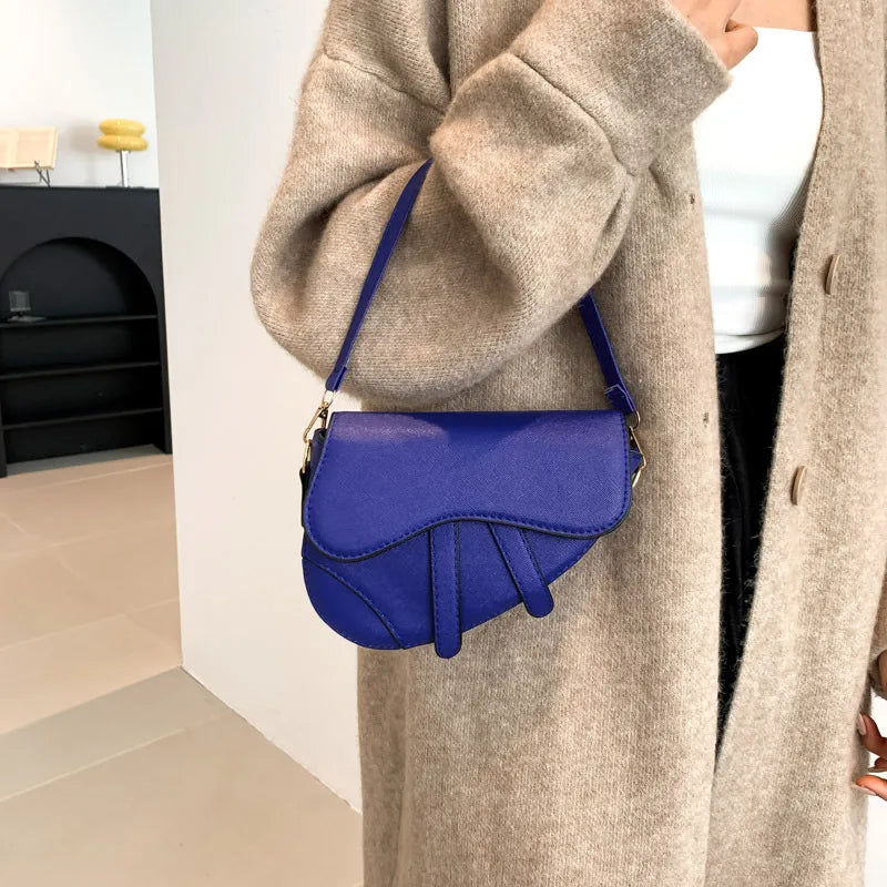 ๐ Saddle Handbag ๐