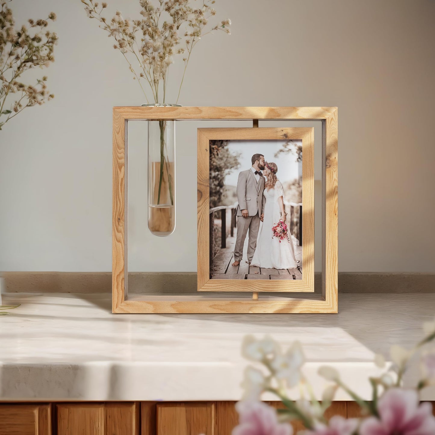 🌿📸 Rustic Wooden Rotating Double-Sided 4*6 Picture Frame with Glass Vase 📸🌿