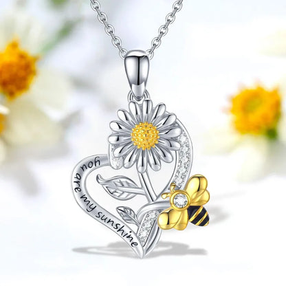 🐝 “You Are My Sunshine” Bee & Sunflower Necklace 🐝