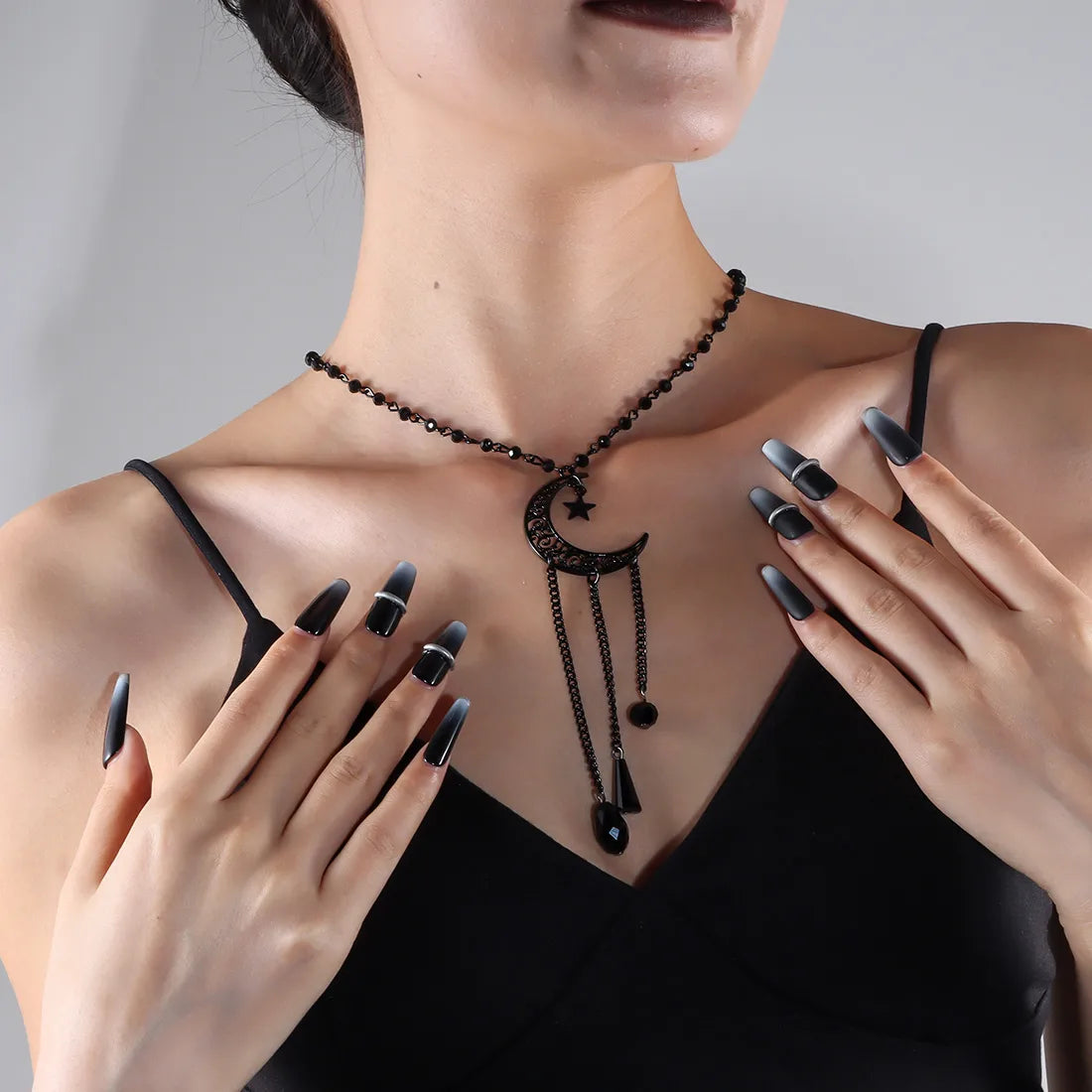 🖤⭐ Gothic Retro Star & Moon Black Necklace ⭐🖤
