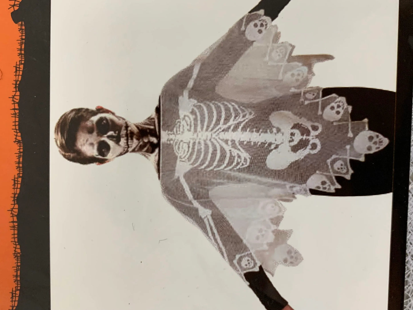 💀 Skeleton Shawls 💀
