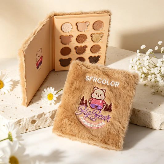 🐻 Bear Plushie Eyeshadow Palette  🐻