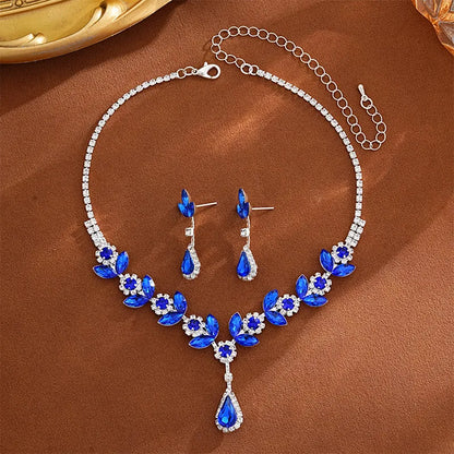 ✨ Elegant Crystal Necklace & Diamante Earrings Jewellery Set ✨