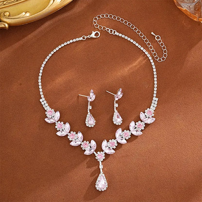 ✨ Elegant Crystal Necklace & Diamante Earrings Jewellery Set ✨