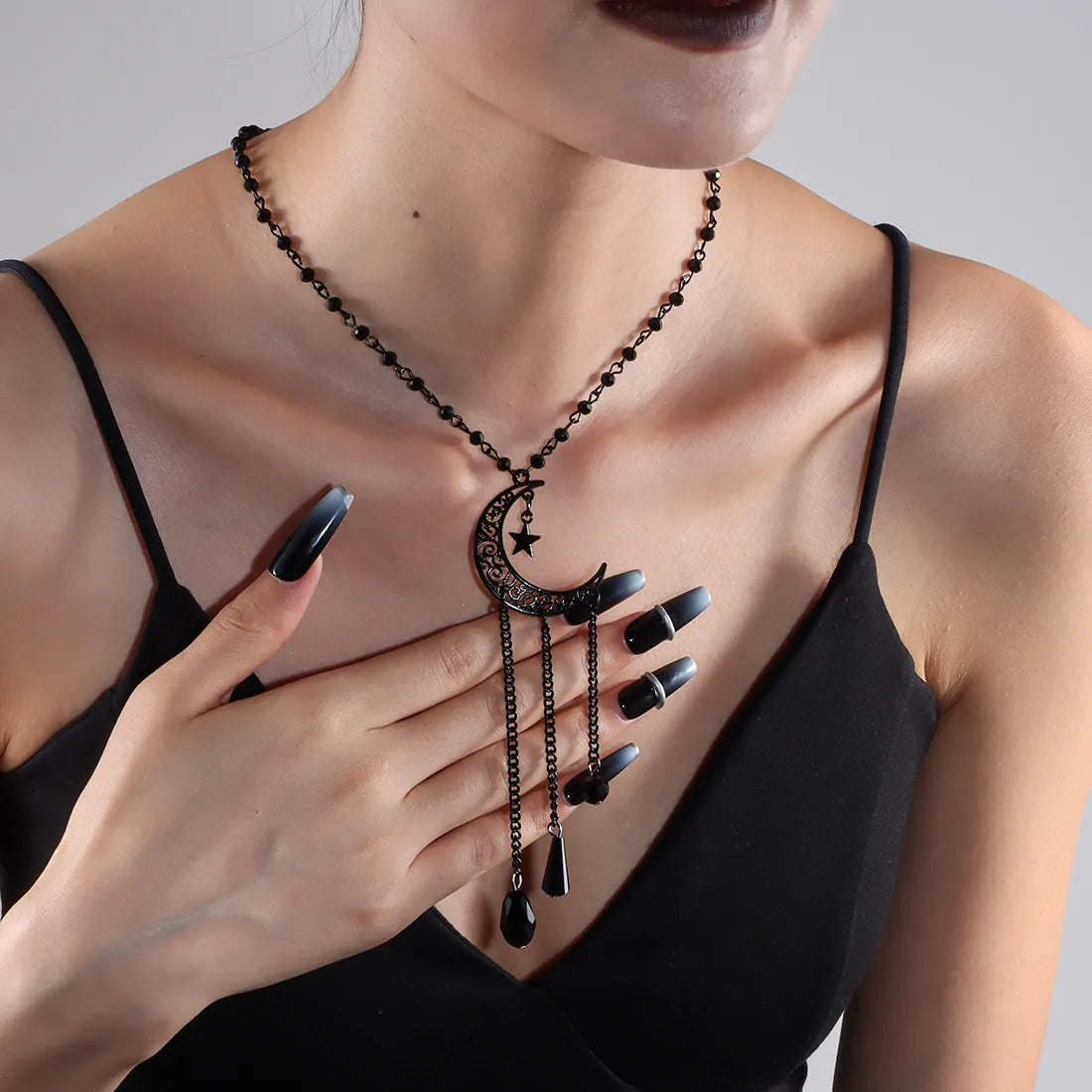 🖤⭐ Gothic Retro Star & Moon Black Necklace ⭐🖤