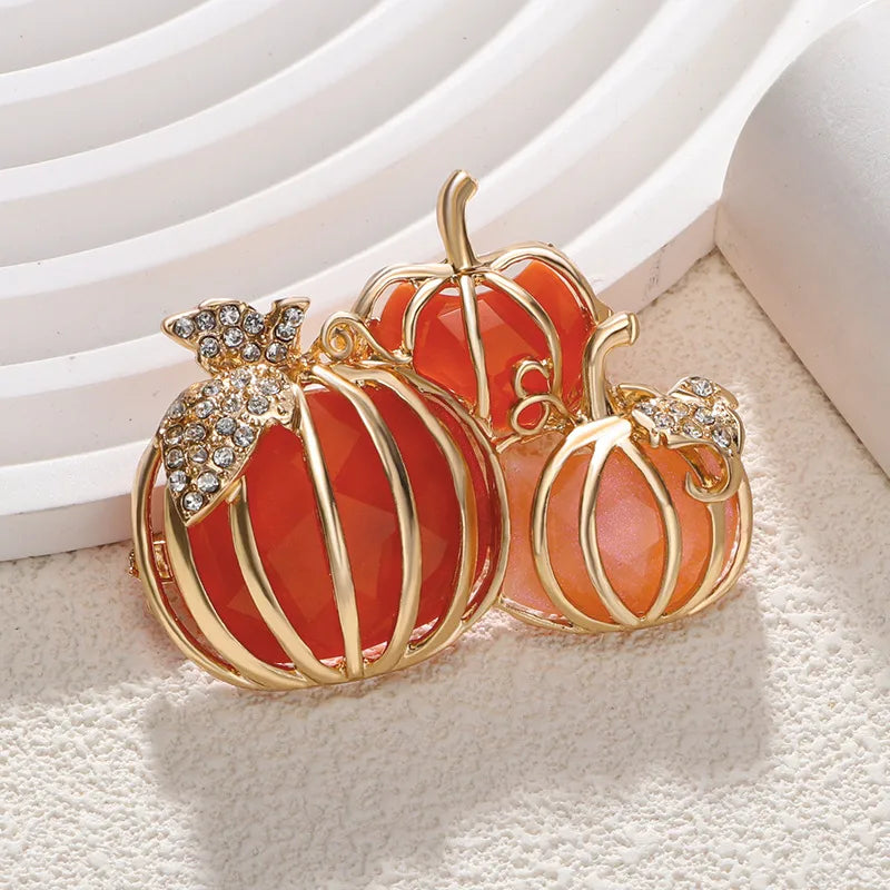 🎃💎 Diamante-Studded Pumpkin Brooch 💎🎃