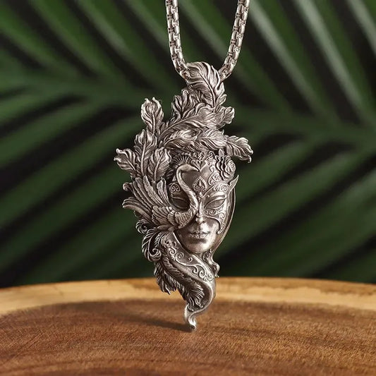 🎭 Masquerade Mask Necklace 🎭