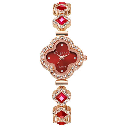 🍀✨ Four-Leaf Clover Diamante Quartz Watch ✨🍀