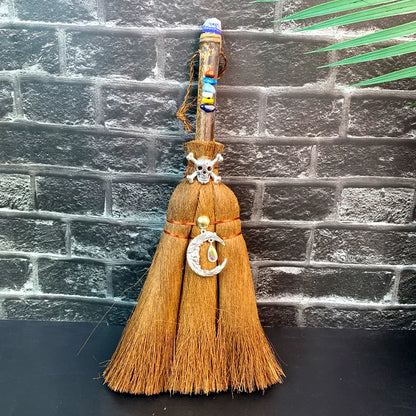 🧹 1pc Crystal Witch Broom  🧹