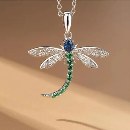 ✨ Dragonfly Rhinestone Necklace ✨
