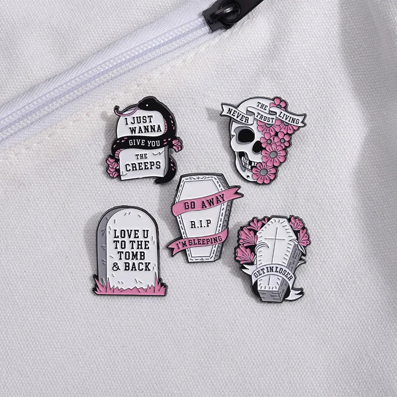 🖤 Pink Gothic 4pc Brooch Pin Badge Set  🖤