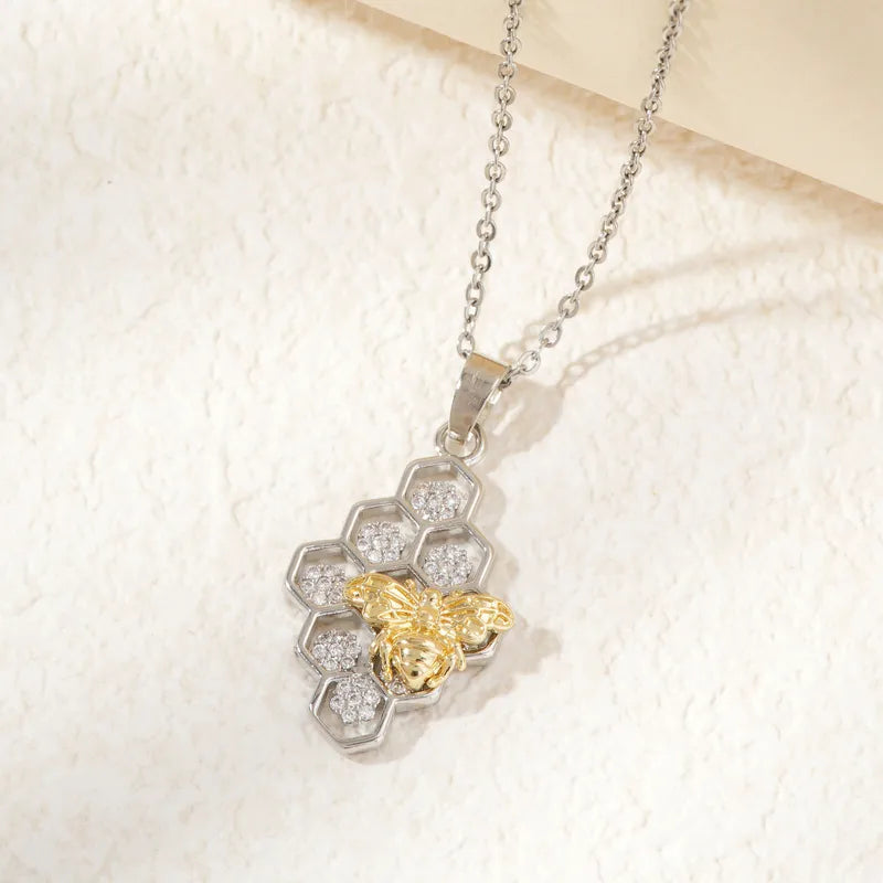 🐝 Honeycomb Bee Necklace 🐝