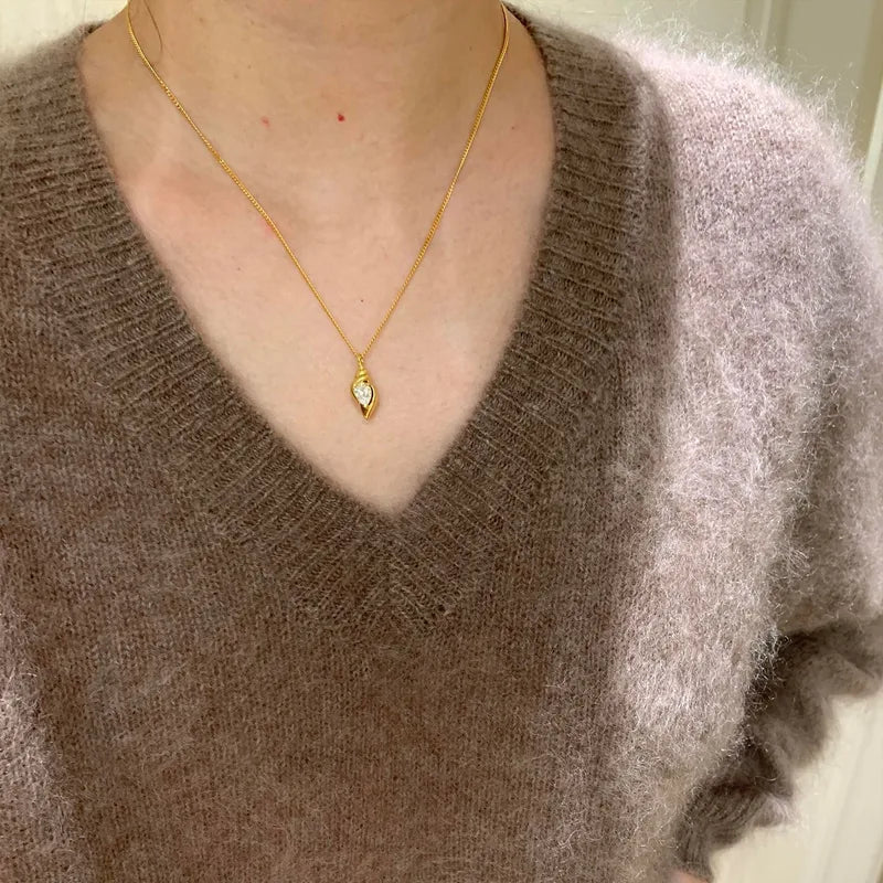 🐚 Copper-Gold Plated Zirconia Conch Necklace 🐚