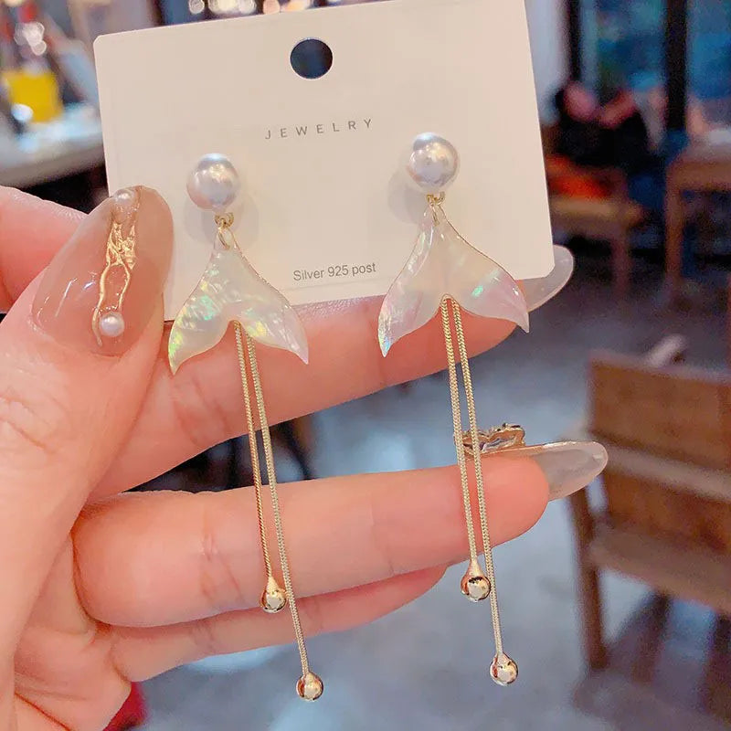 🌊 Fashion Long Pearl Fish Tail Earrings 🐚