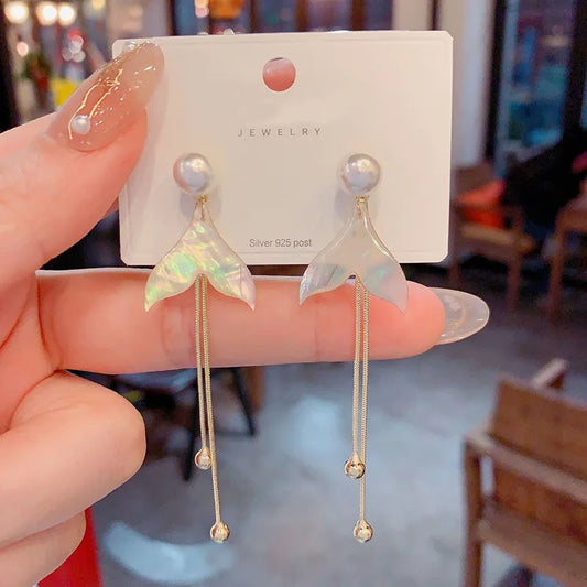 🌊 Fashion Long Pearl Fish Tail Earrings 🐚