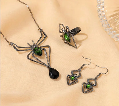 🕷️💚 Green Gemmed Spider Jewellery Set 💚🕷️