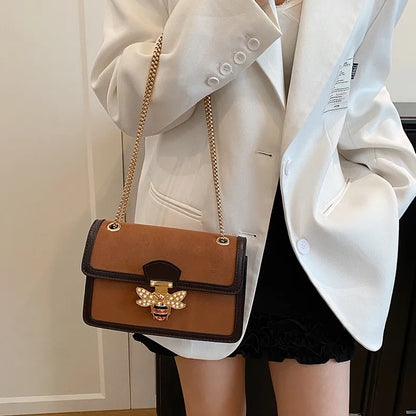 🐝 Retro Bee Lock Chain Shoulder Bag 🐝