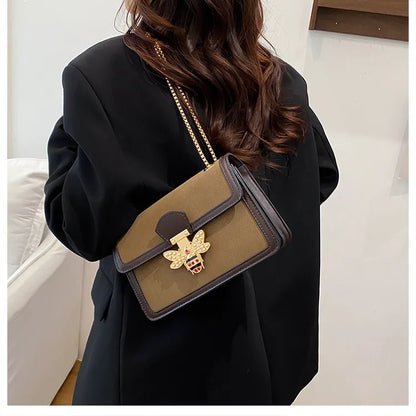 🐝 Retro Bee Lock Chain Shoulder Bag 🐝