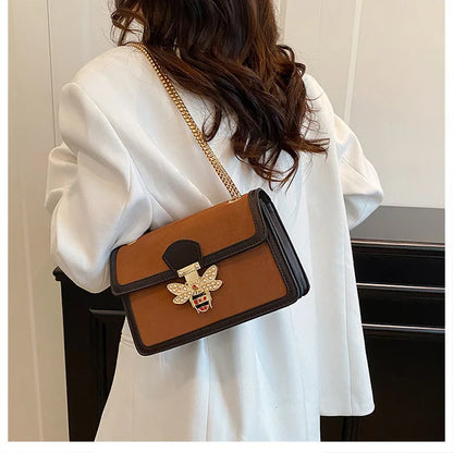 🐝 Retro Bee Lock Chain Shoulder Bag 🐝