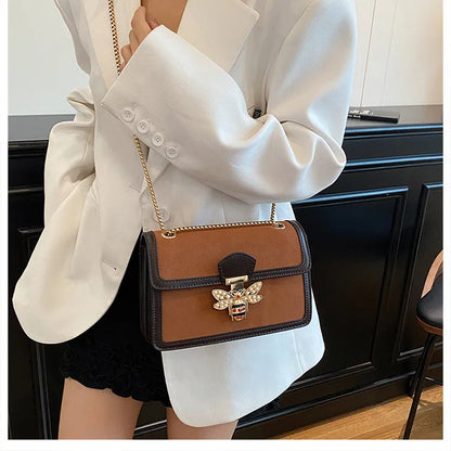 🐝 Retro Bee Lock Chain Shoulder Bag 🐝