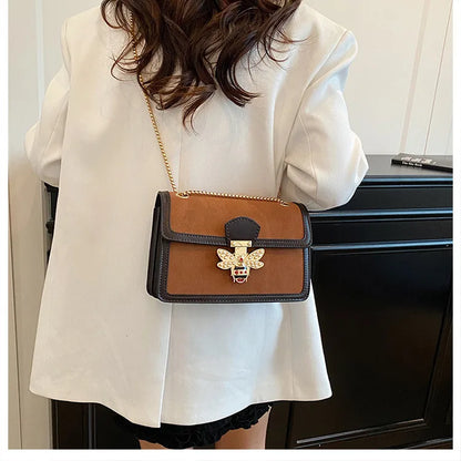 🐝 Retro Bee Lock Chain Shoulder Bag 🐝