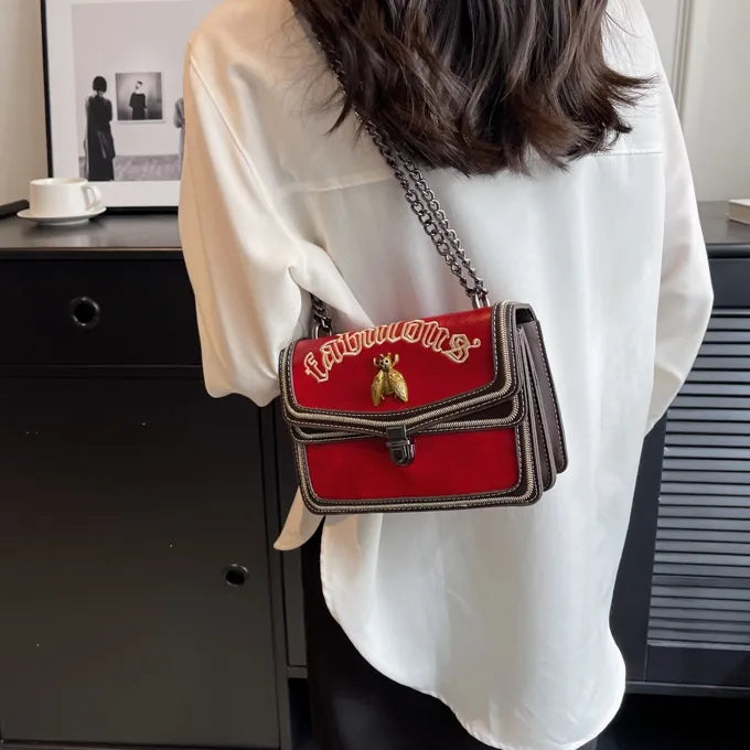 🐝 Fabulous Bee Chain Crossbody Bag (4 Colour Options!) 🐝