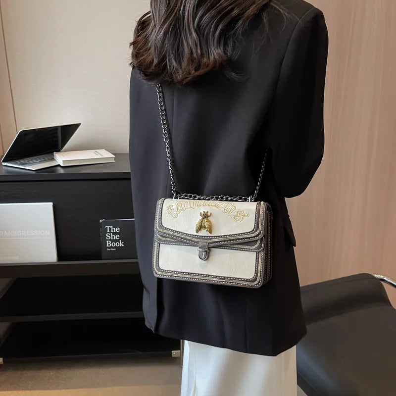 🐝 Fabulous Bee Chain Crossbody Bag (4 Colour Options!) 🐝