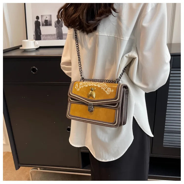 🐝 Fabulous Bee Chain Crossbody Bag (4 Colour Options!) 🐝