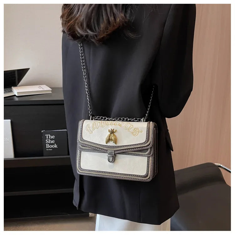 🐝 Fabulous Bee Chain Crossbody Bag (4 Colour Options!) 🐝