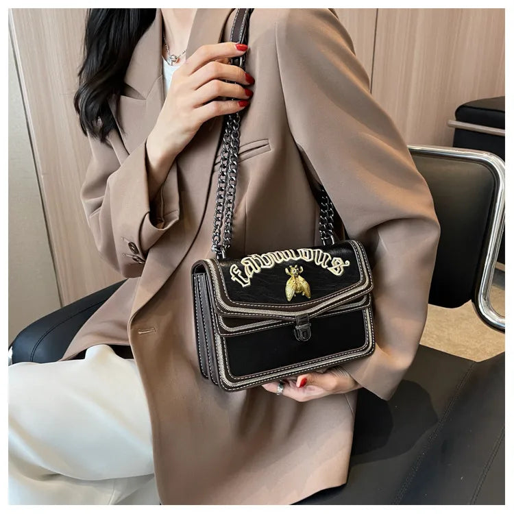 🐝 Fabulous Bee Chain Crossbody Bag (4 Colour Options!) 🐝