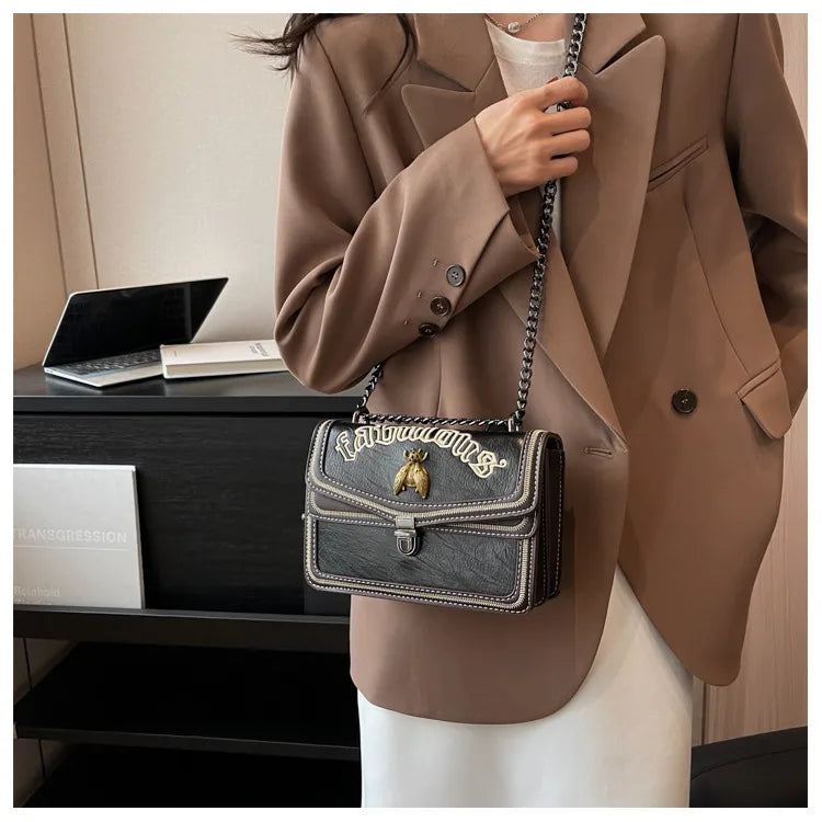 🐝 Fabulous Bee Chain Crossbody Bag (4 Colour Options!) 🐝