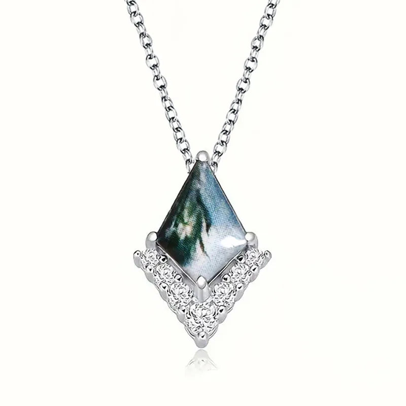 💎 Geometric Pendant Necklace 💎