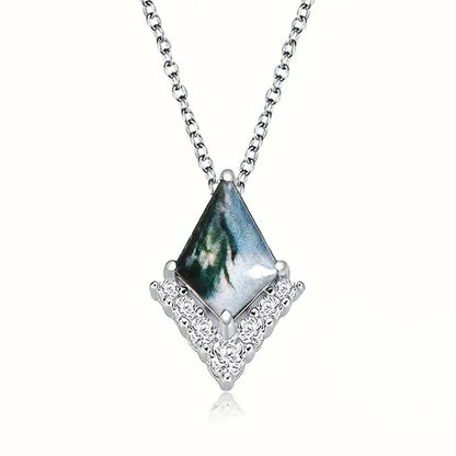 💎 Geometric Pendant Necklace 💎
