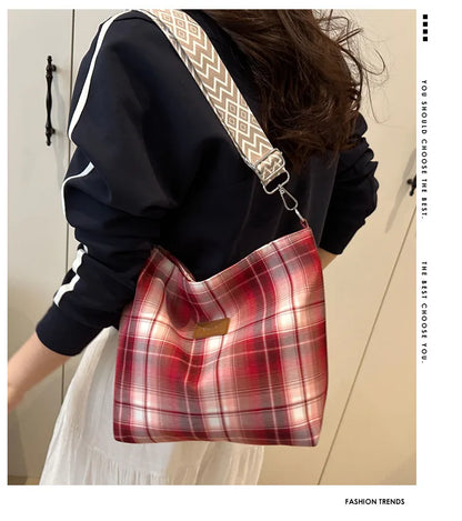 👜 Sweet Plaid Handbags 👜