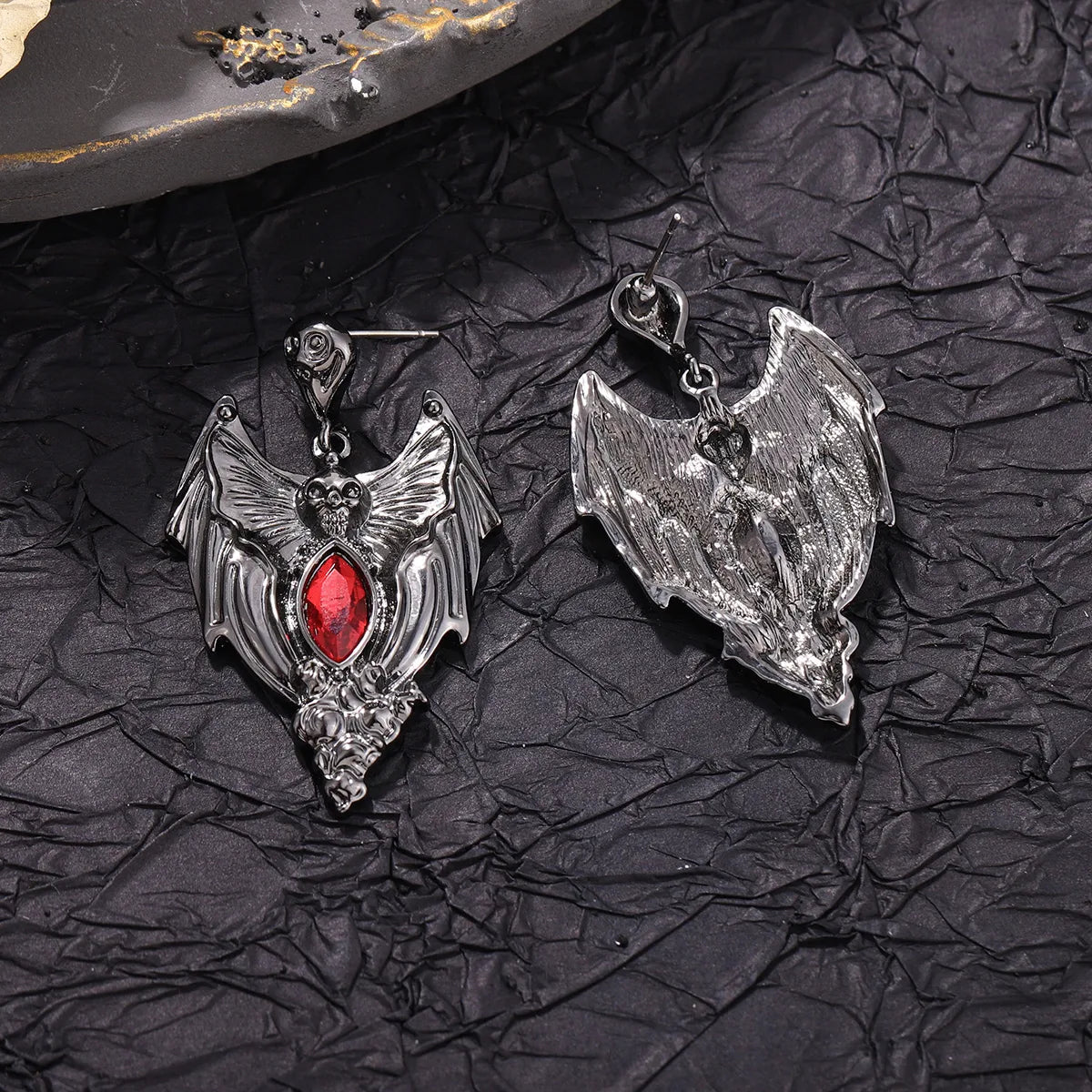 🦇 Punk Bat Skeleton Rhinestone Earrings 🦇🖤