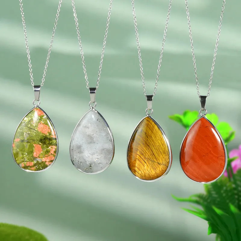 💎 Crystal Necklaces 💎