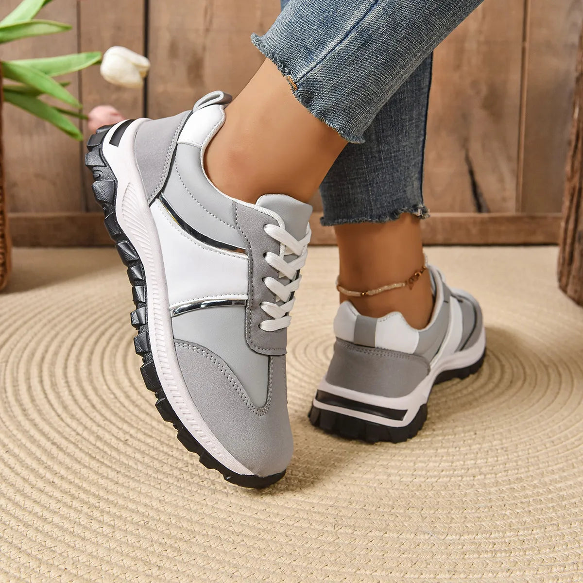 👟 Ladies Trainers