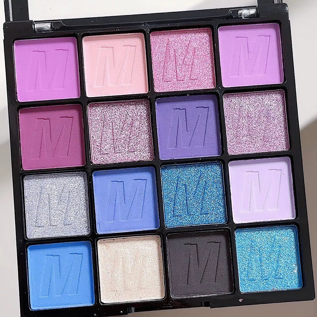 🎨 16-Colour Eyeshadow Palettes 🎨
