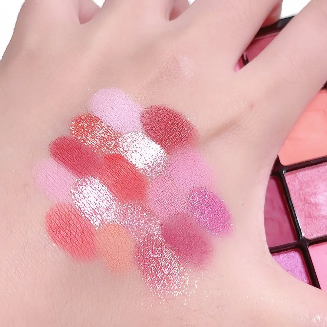 🎨 16-Colour Eyeshadow Palettes 🎨