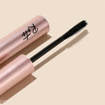 ✨ Mascaras With Eyelash Curler Included ✨