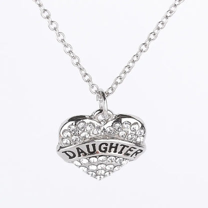 💖 Fashion Heart Shape Pendant Necklace 💖