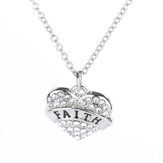 💖 Fashion Heart Shape Pendant Necklaces (Multiple Designs!) 💖
